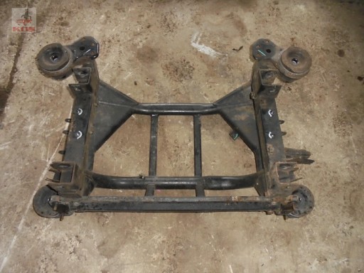 Сани балка траверса задня maserati quattroporte v 4.2 m139 2006 р.в.