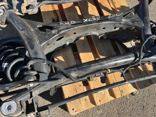 Сани балка задня підвіска volvo xc40 32269606