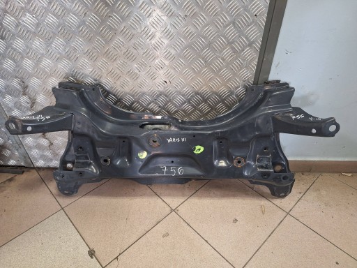 VAV6360 - Сани колиски toyota yaris iii 11-20