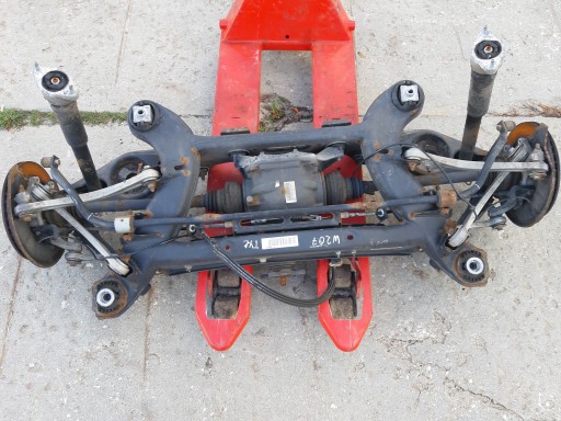 Міст -мостовий мост задній гойдалки mercedes в 207 c207 350 3.0