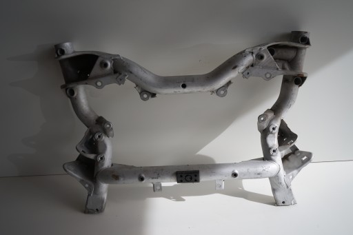 218 628 - Передні сани візок для мерседес w212 polift w218 cls двигун зад 2wd привід