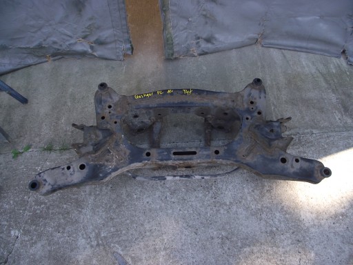 46 - Сани задняя задняя балка nissan qashqai j10 лифт 12r 2wd