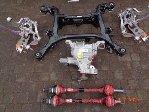 4M0505235CA SQ7 - Задние санки задней крутой оси audi rsq8 lamborghini urus 4m0505235ca.