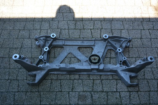 Санки коляска передня балка audi a3 5q0199369g