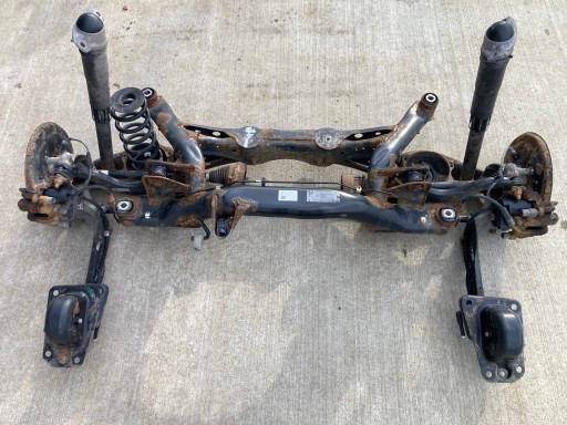 Сани задня підвіска 4x4 vw passat b8 3q0505235m