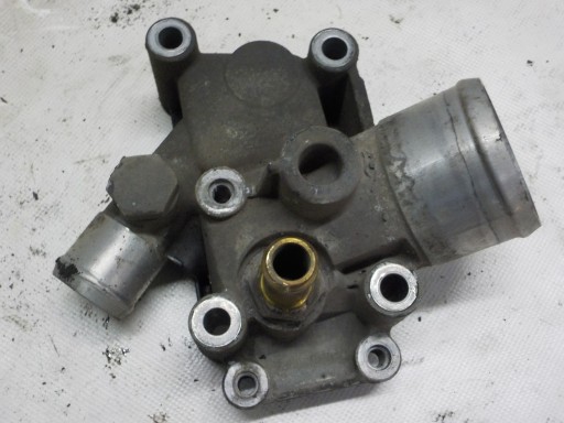 SCANIA ВОДЯНИЙ ПАТРУБОК 2007618