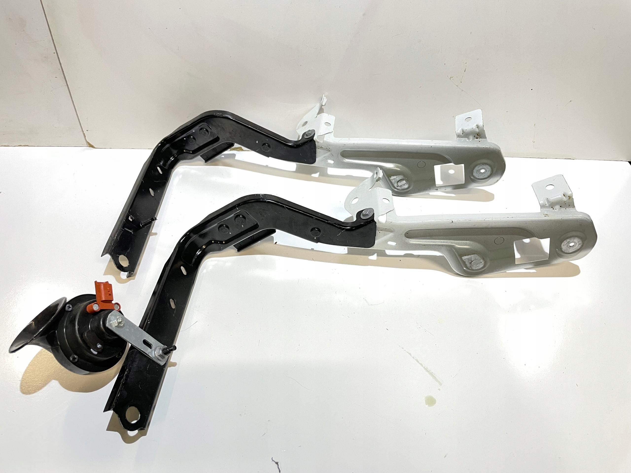 SCENIC IV ПРАВЕ КРІПЛЕННЯ КРИЛА 620426570R