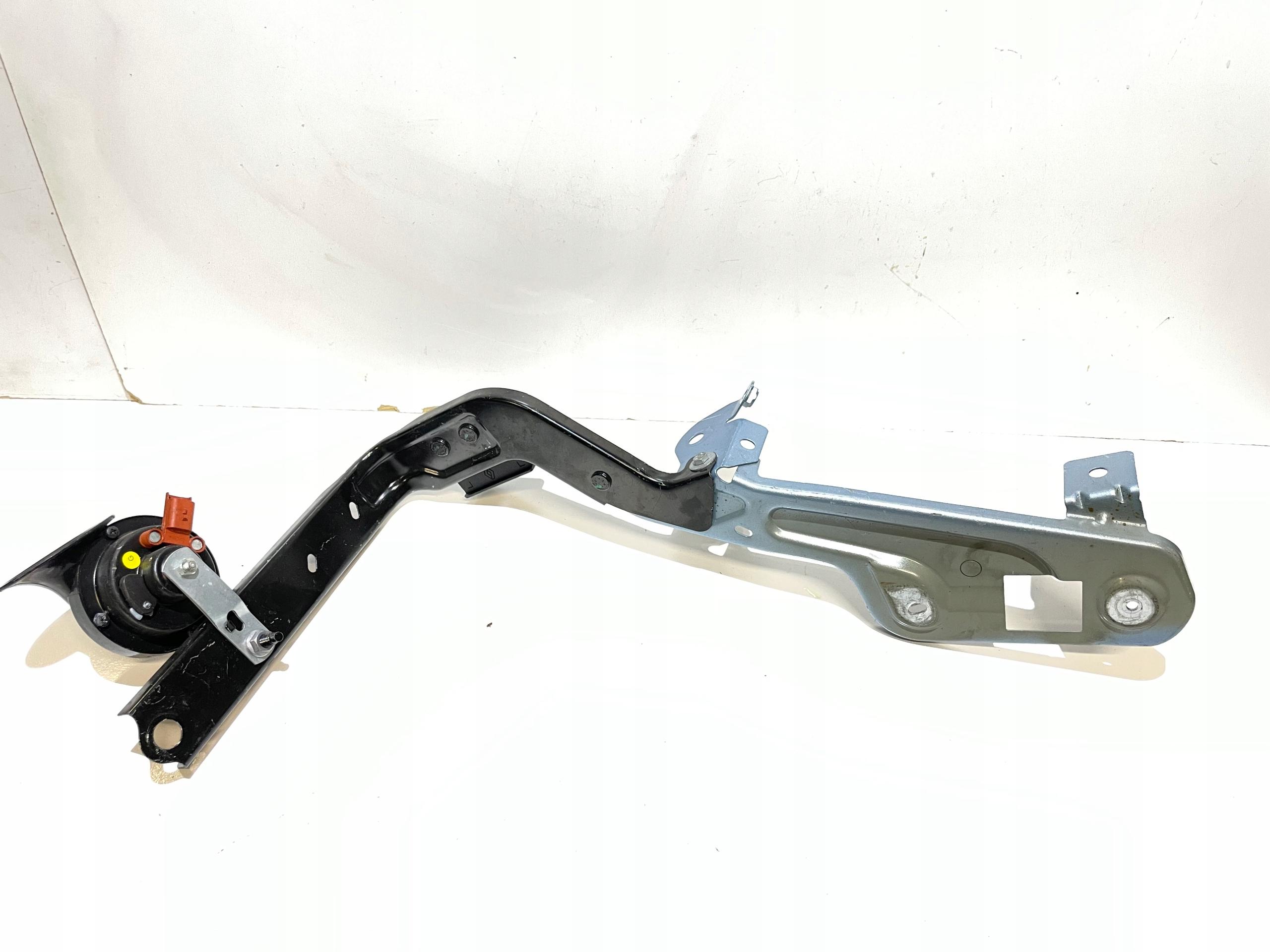 SCENIC IV ПРАВЕ КРІПЛЕННЯ КРИЛА 620426570R