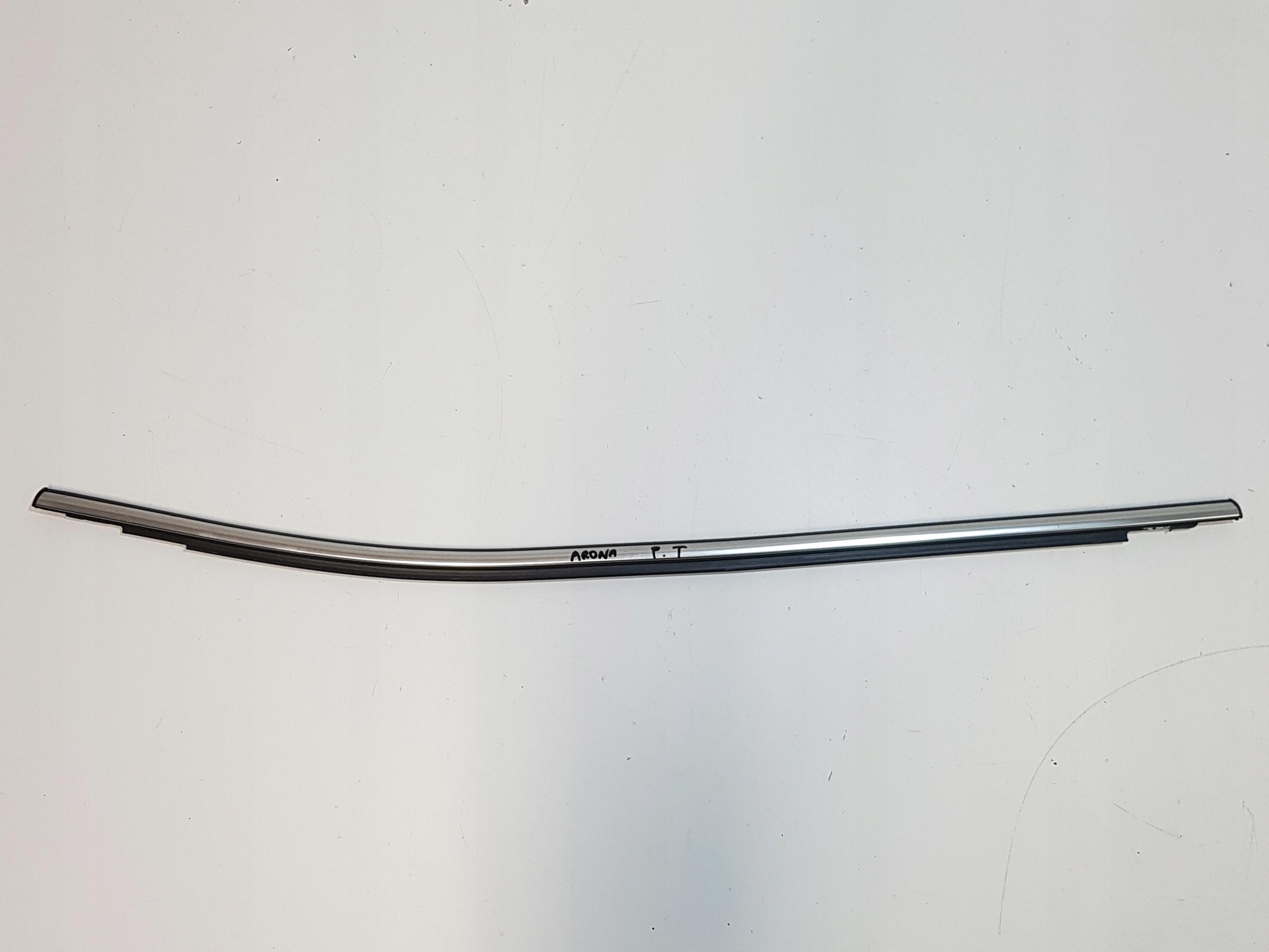 6F9839476 - Seat ARONA 6f9 скребкова смуга права задня 21R.