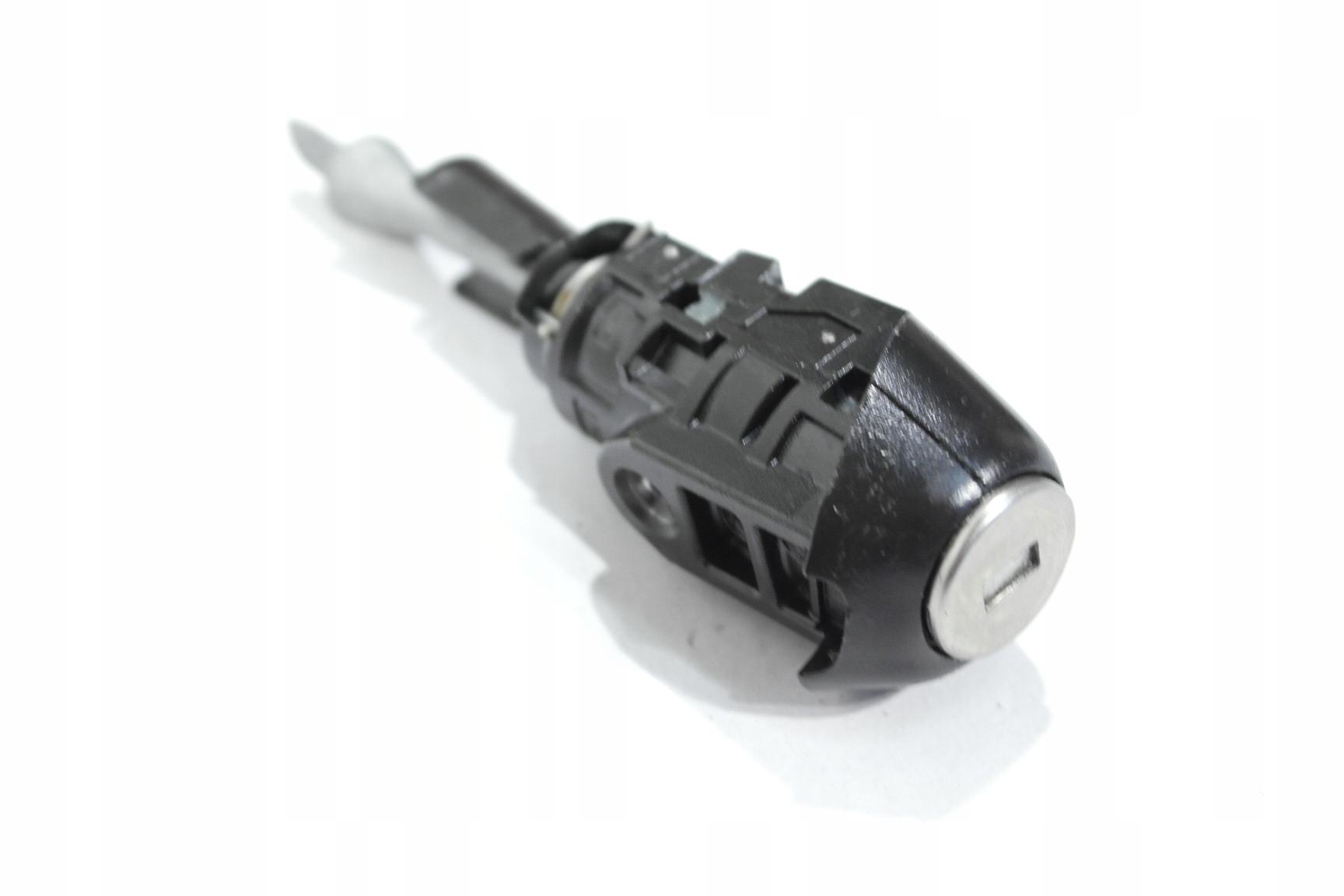 5FF837167 - СИДЕНЬЕ CUPRA ФОРМЕНТОР ЗАМОК ВСТАВКА ЛЕВАЯ ПЕРЕДНЯЯ