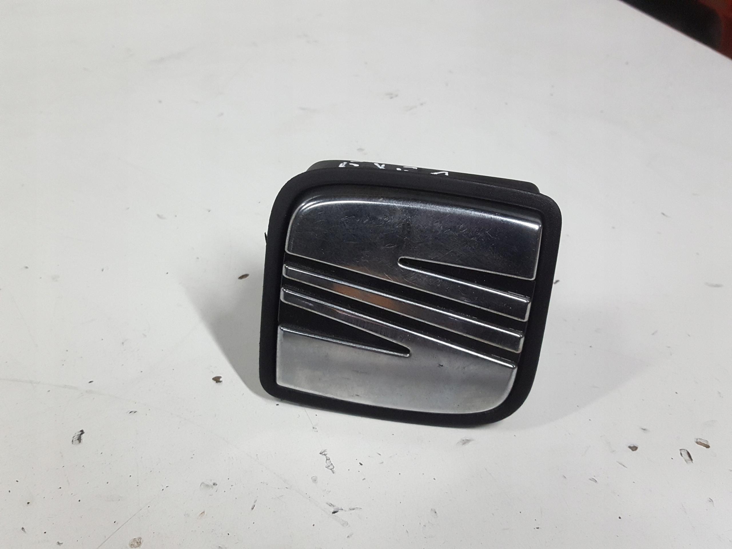 6J4827565D 6J4827565E - SEAT EXEO 09-13R универсал ручка двери багажника задняя