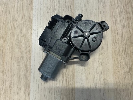 SEAT SKODA VW МОТОР СТЕКЛА 6R0959801AB