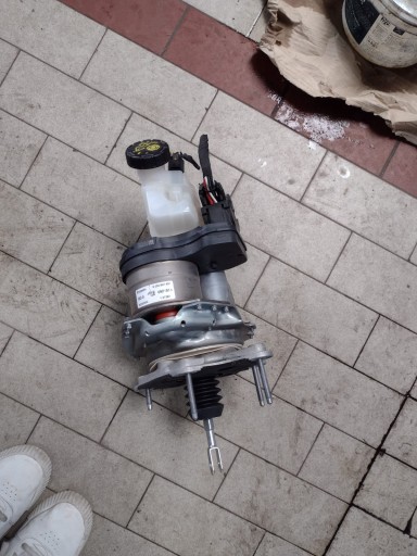 СЕРВОПРИВІД ГОЛОВНИЙ ГАЛЬМІВНИЙ ЦИЛІНДР RENAULT CLIO V 472107786R