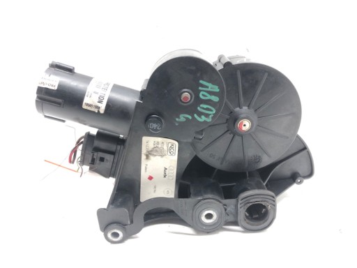 LORK558292 - Тяговый двигатель AUDI A8 D3 седан 03-10