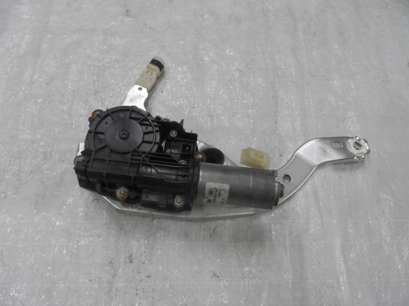 0390204124 - ENGINE REAR FLAP MECHANISM MERCEDES S-CLASS 222