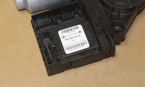 МОДУЛЬ МОТОРНОГО СТЕКЛА ПП 5K0959792A 1T0959702S