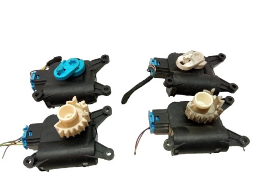 Комплект нагрівача двигуна 4 шт 0132801340 0132801343 Audi A3 II 8P