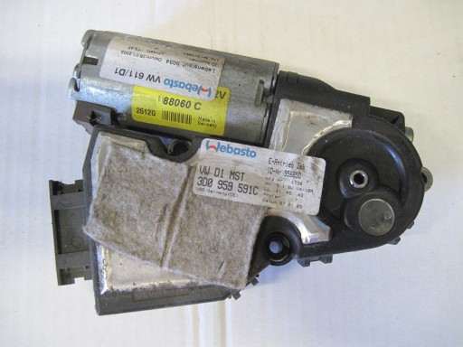 МОТОР ЛЮКА VW PHAETON 3D0959591C