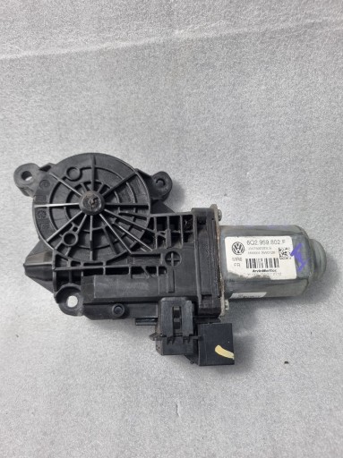 2 - Двигун вітрового скла лівий передній VW T5 6Q2959802F EU