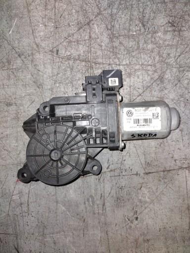 МОТОР СТЕКЛА ПРАВЫЙ 6Q2959801E SKODA FABIA II