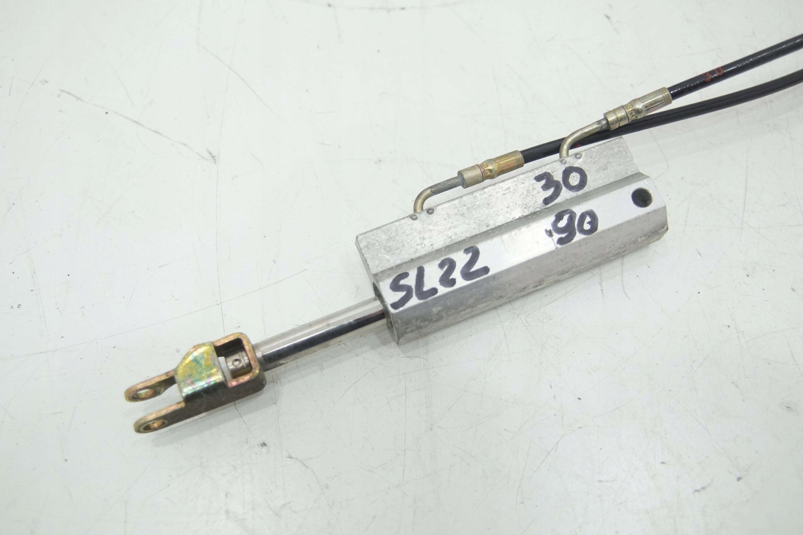 Привід даху болт 30 90 MERCEDES SL R230