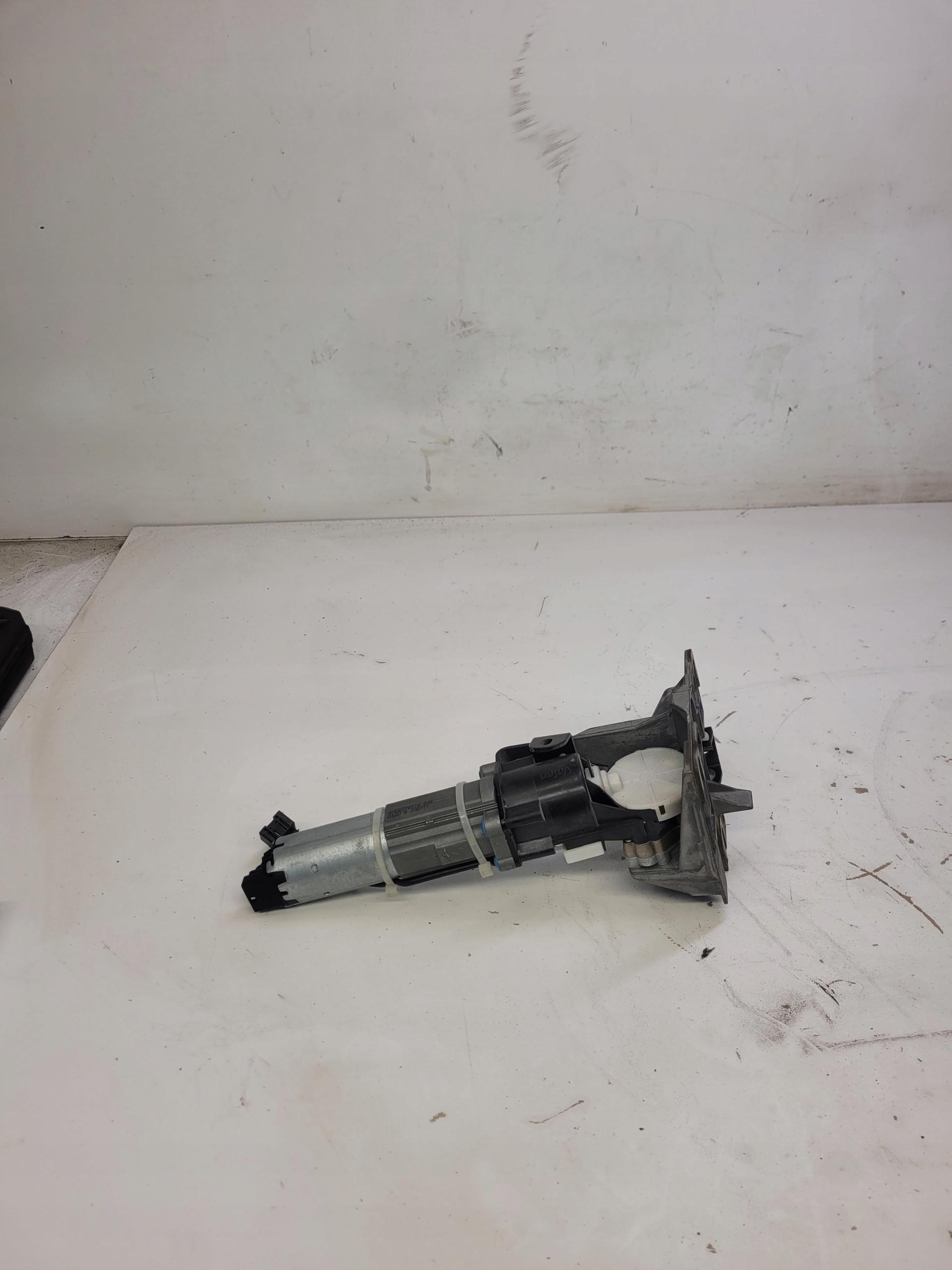 4h08827851a - Привід засувки задній AUDI A8 D4 4h0827851a