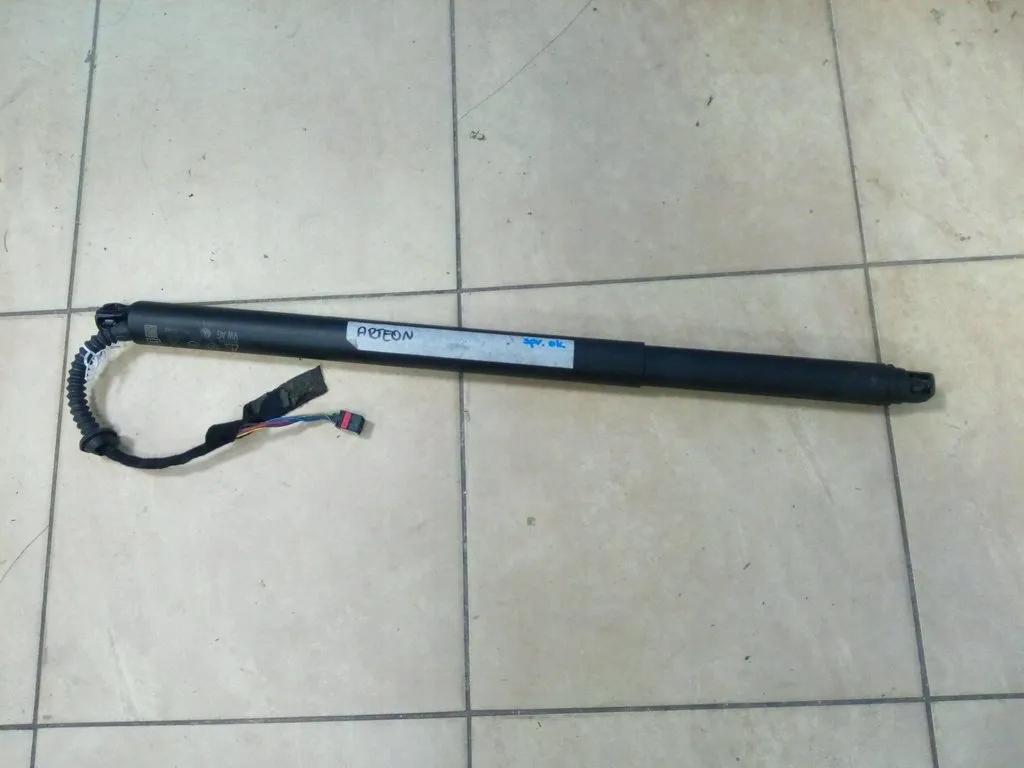 3G7827851A - ЕЛЕКТРИЧНИЙ ПРИВІД ЗАКРИЛКА VW ARTEON SB ОРИГ.*