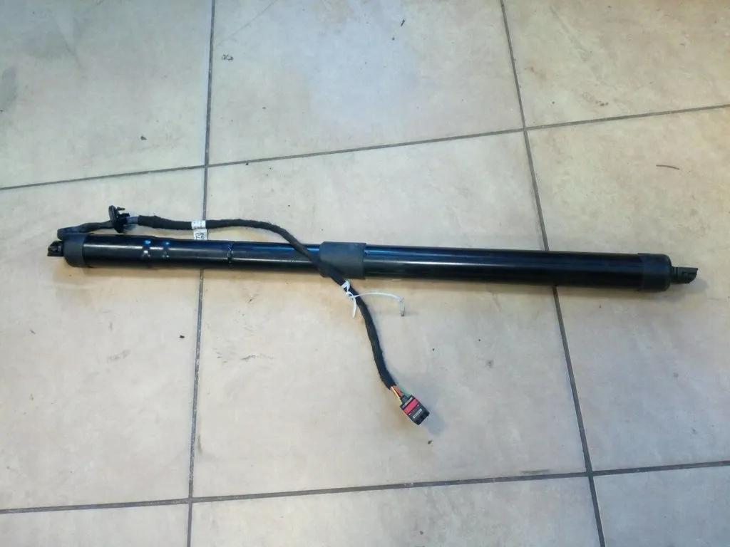 7N0827851H - ЕЛЕКТРОПРИВОД ЗАКРИЛКА VW SHARAN 7N.*