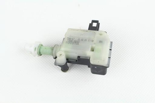 77030-05010 - AVENSIS T25 универсал топливный клапан привода 03-09