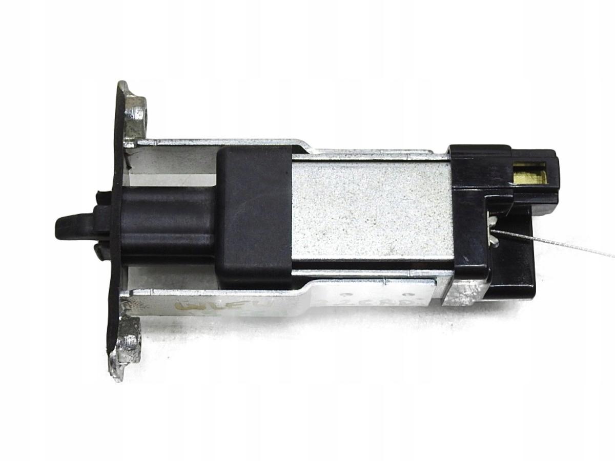 95720-2B000 - ЦИЛИНДР КРЫШКИ ТОПЛИВНОГО БАКА HYUNDAI SANTA FE II