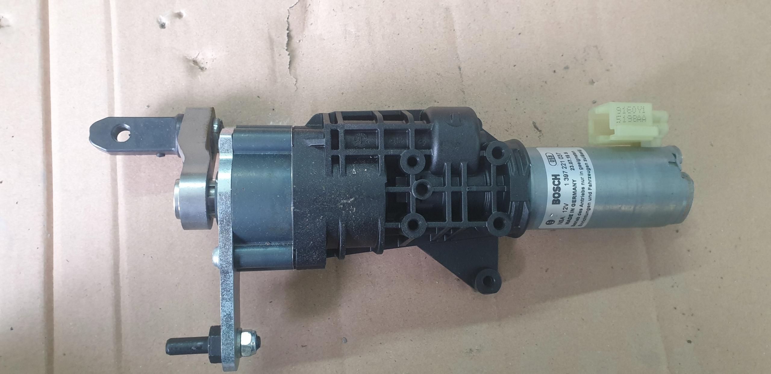 Привод заслонки AUDI A6 C7 4G9827852E