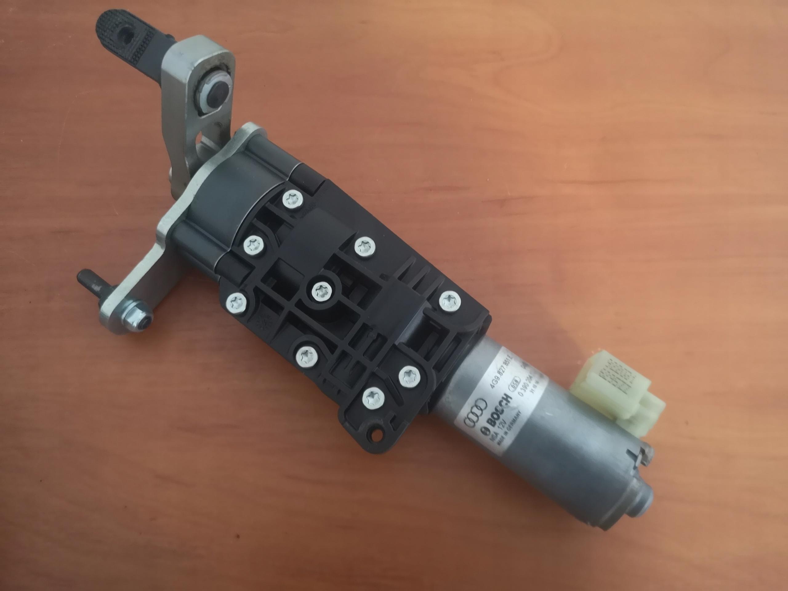 4G9827851E 4G9827299 - Привод багажника левый AUDI A6 C7 4G9