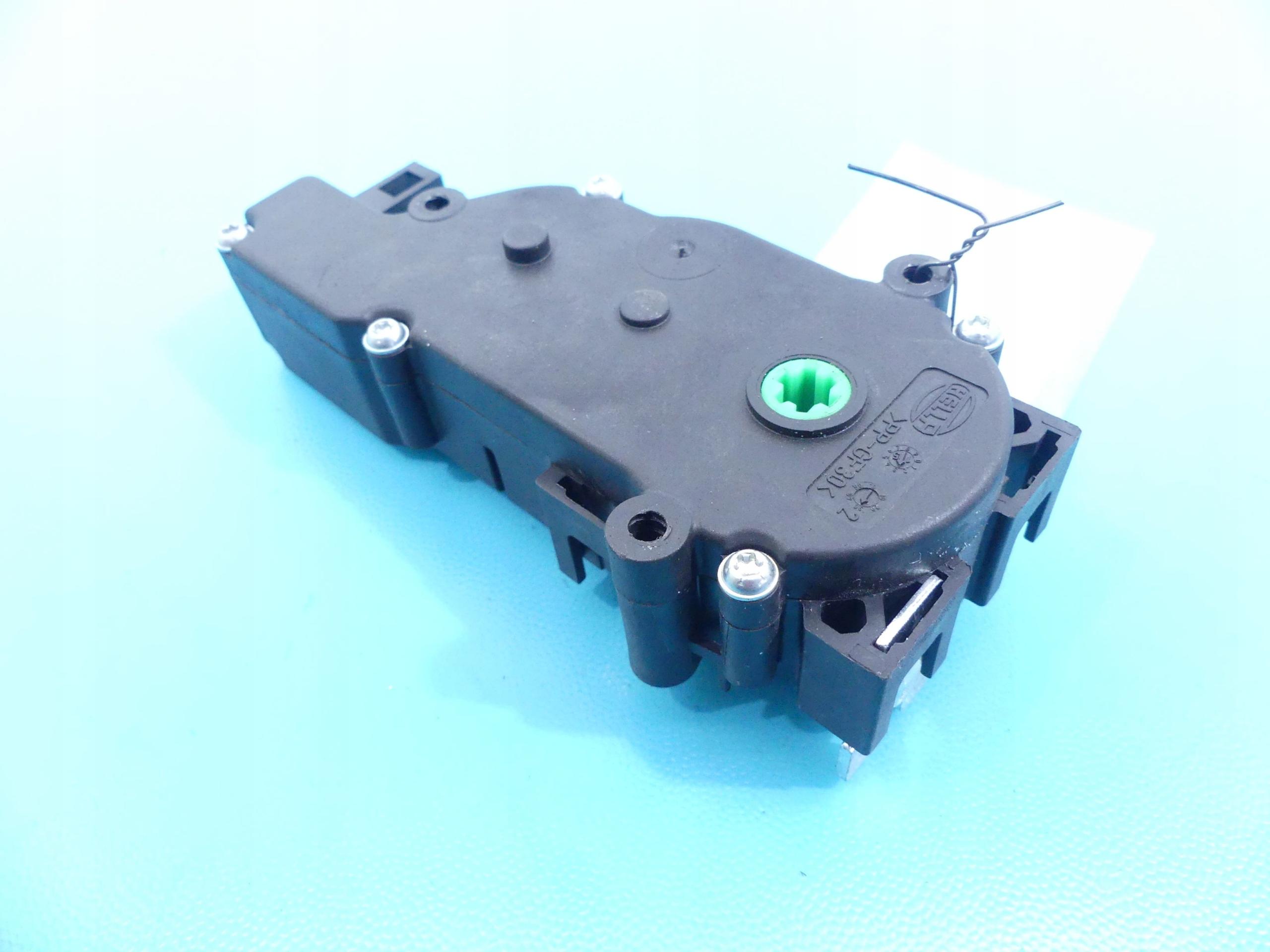 6NW009424-79 - ПРИВОД ЗАМКА ЗАСЛОНКИ TESLA MODEL S 12-16