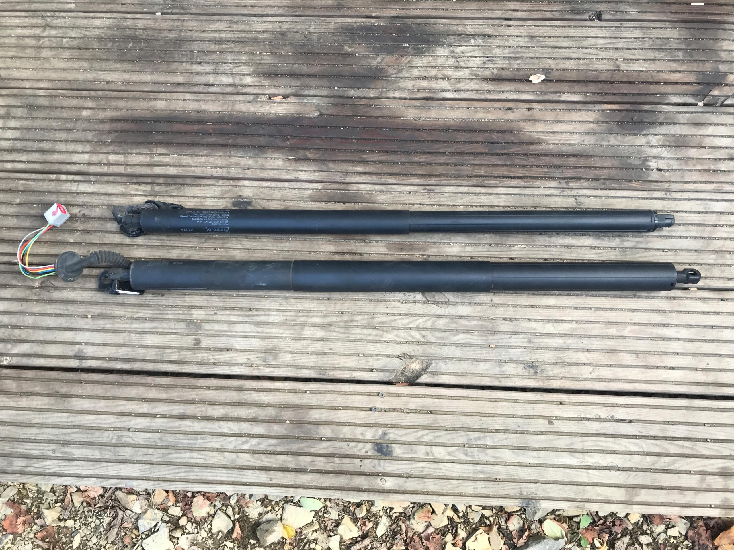 CV44-S402A55-AB CJ54-S402A74-AC - ПРИВОДЫ ЭЛЕКТРИЧЕСКИХ КЛАПАНОВ FORD KUGA MK2 LIFT