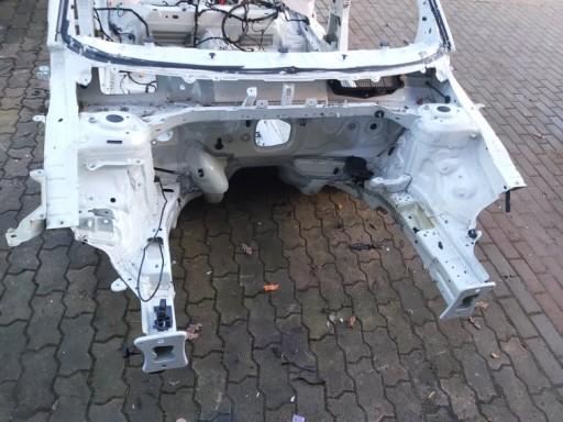 1 - SKODA KAMIQ ЧВЕРТЬ ПЕРЕДНЯ НОСОВА ЧАСТИНА 21R