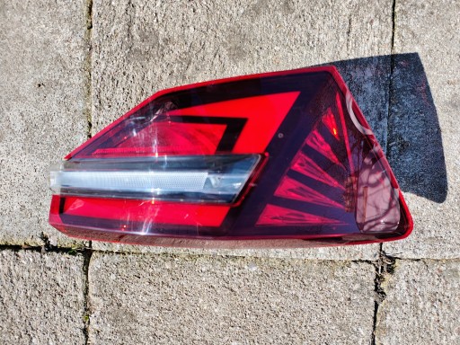 Skoda Karoq Lift Задня ліва лампа 57A945207C