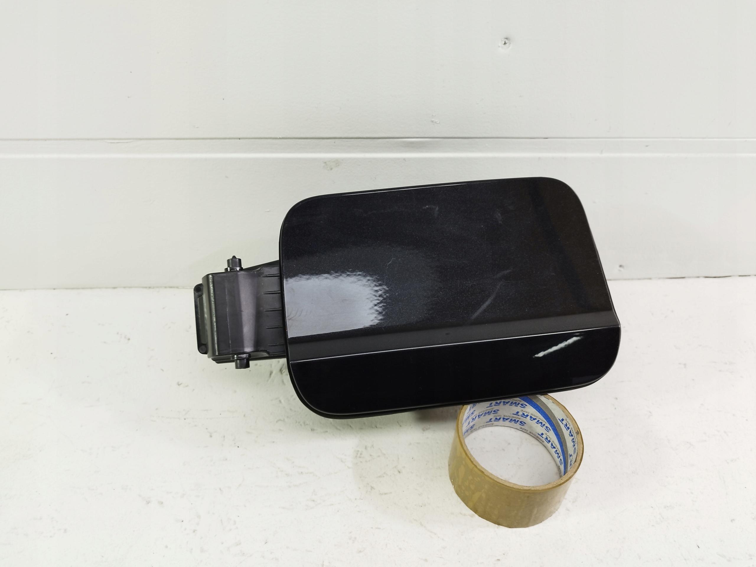 SKODA KAROQ КРЫШКА ТОПЛИВНОГО БАКА 575809702