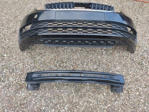 5E0807109 - SKODA OCTAVIA 3 III 5E0 13-20R бампер передний