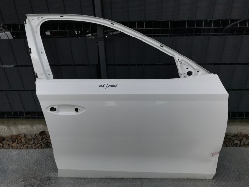 Skoda octavia 4 iv 5e3 правая дверь 2020-