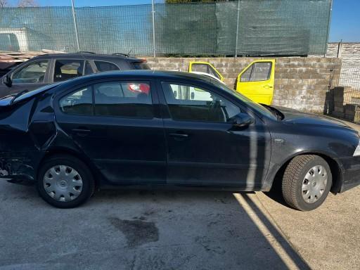 LF9R/Z1Z1 - SKODA OCTAVIA II HB поріг стійка права ліва LF9R / Z1