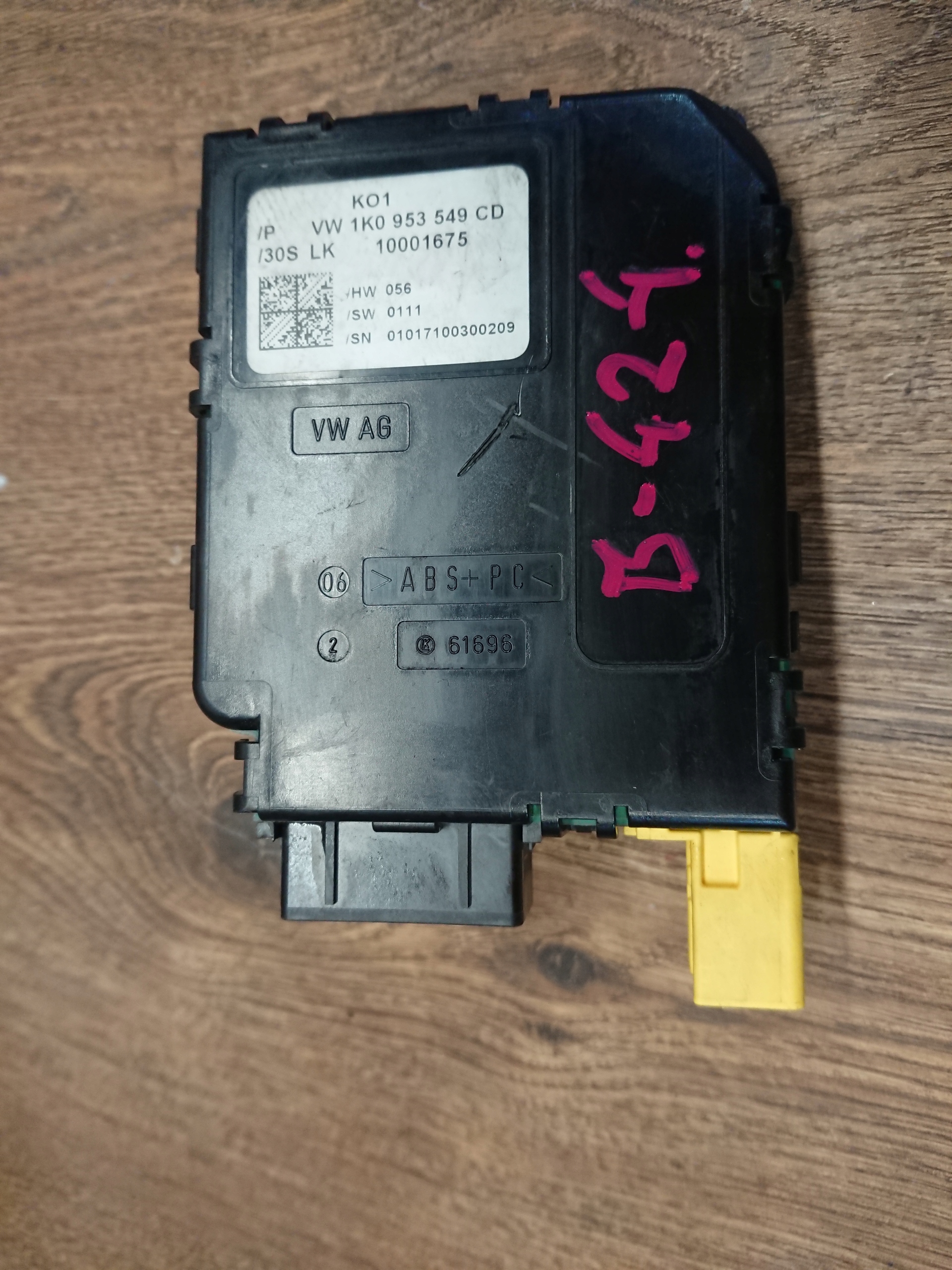 МОДУЛЬ КУТА ПОВОРОТУ КЕРМА SKODA OCTAVIA II 1K0953549CD