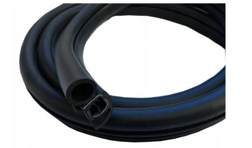 6915UD - SKODA Praktik ROOMSTER ущільнювач двері новий