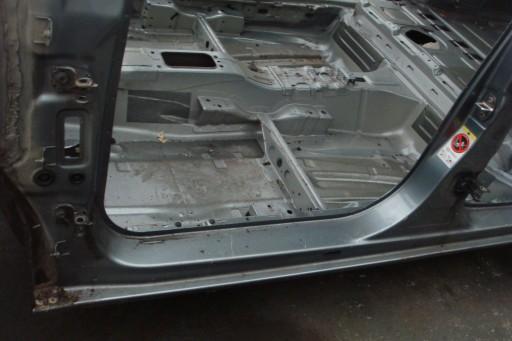 SKODA ROOMSTER ПОРІГ ЛІВИЙ ЧВЕРТЬ