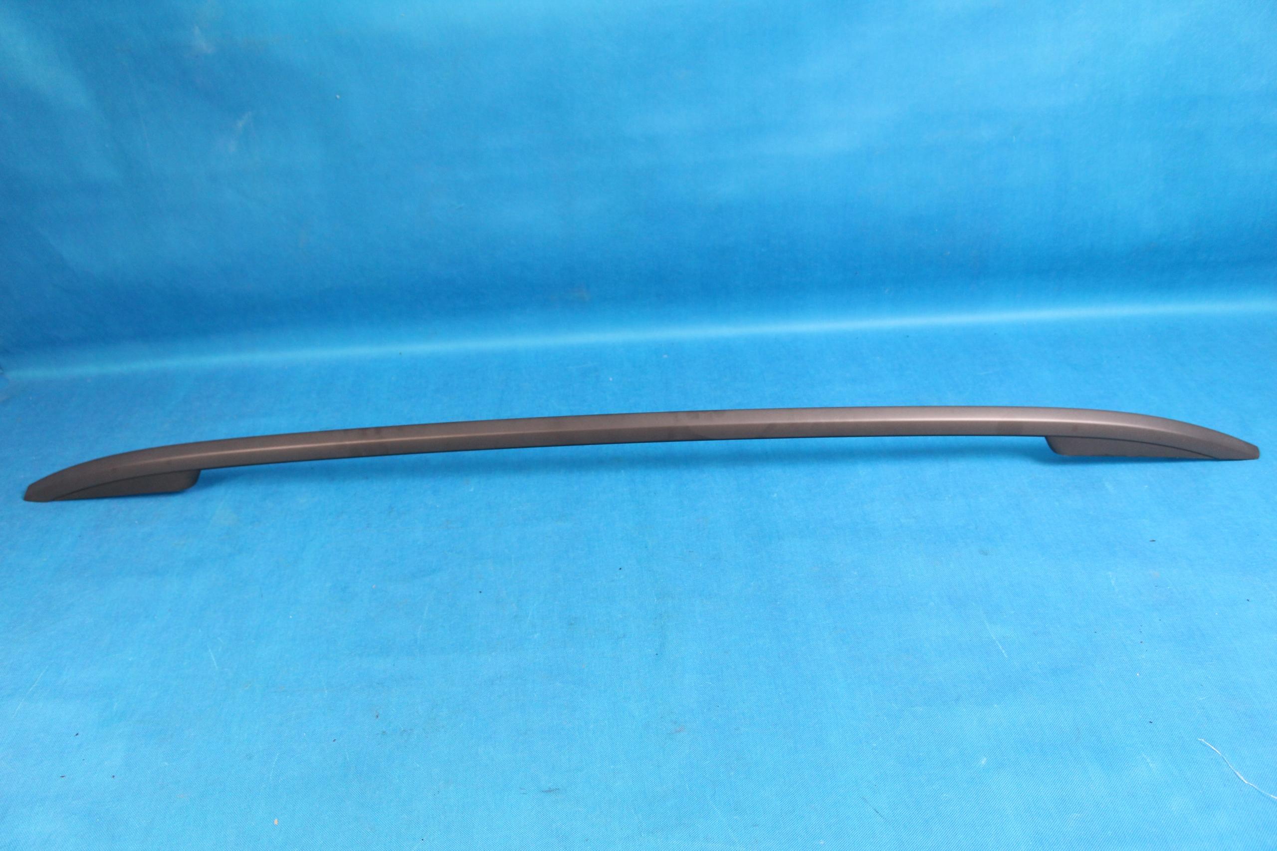 3V9860026B - SKODA SUPERB III 3V РЕЙЛИНГ НА КРЫШУ ПРАВЫЙ 15R