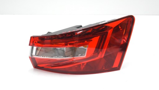 945 208 - Skoda superb iii 3v9 задній правий ліхтар задній org eu kombi 3v9945208a