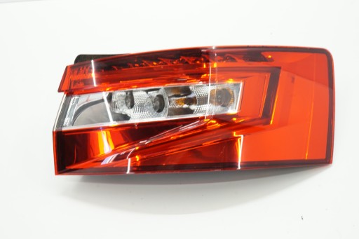 Skoda Superb III Седан 16R Правой задний задний задний 3V5945208A