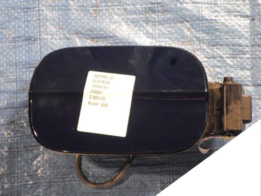 SKODA SUPERB III СЕДАН КРИШКА ПАЛИВНОГО БАКА LF5A