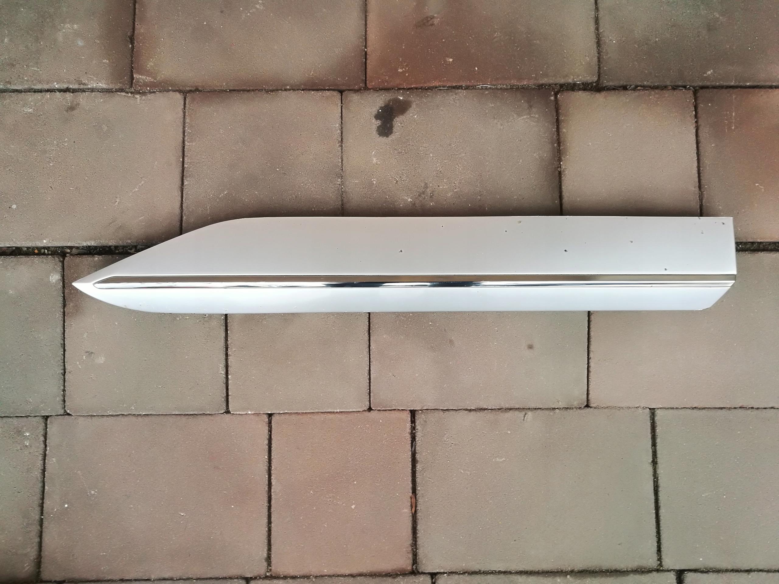 SKODA SUPERB III SPORTLINE-обшивка задньої правої двері