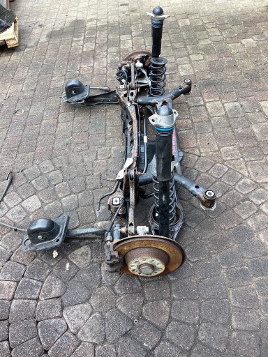 3Q0505107B - Skoda superb iii полная задняя подвеска стационарной вагоны луча