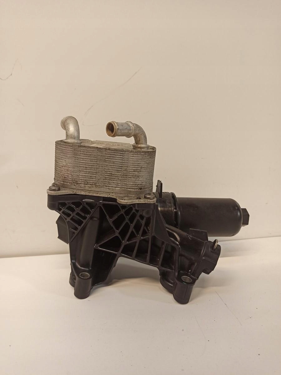 SKODA SUPERB БАЗА МАСЛЯНОГО ФИЛЬТРА 05L117021C